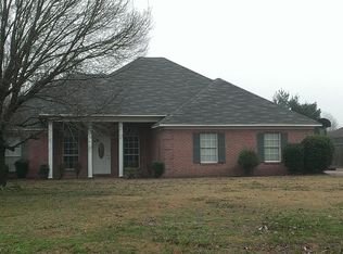 378 Pleasant Plains Rd, Jackson, TN 38305