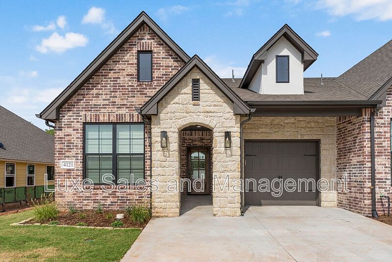 1st image of 4136 Abbey Park Dr