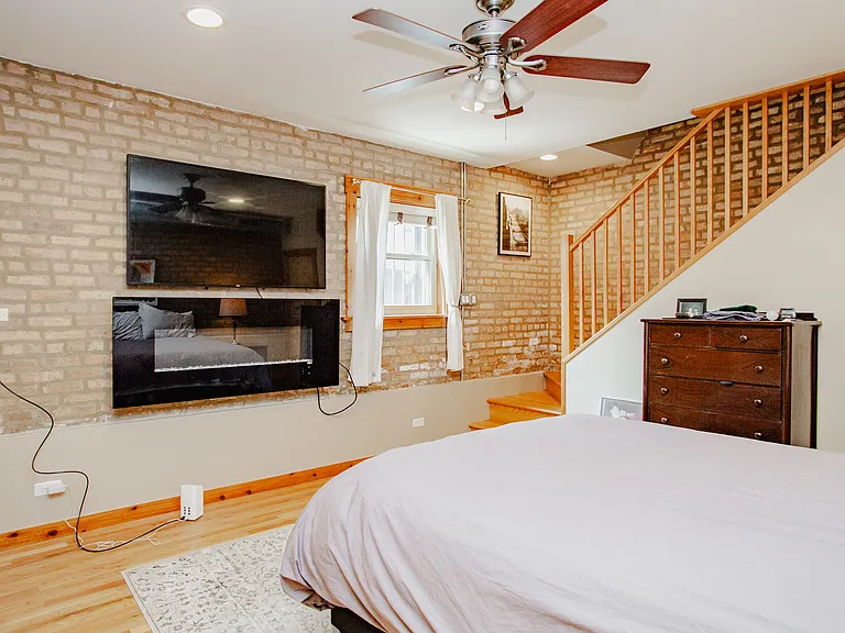 4106 N Mozart St #1W — Photo 14