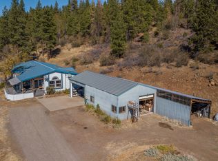 1400 Round Lake Rd, Klamath Falls, OR 97601