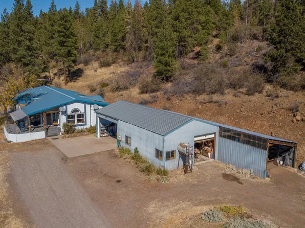 1400 Round Lake Rd, Klamath Falls, OR 97601