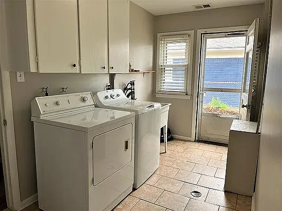 28057 Brentwood St — Photo 12