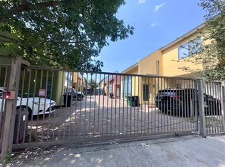 4410 Koehler St #B, Houston, TX 77007