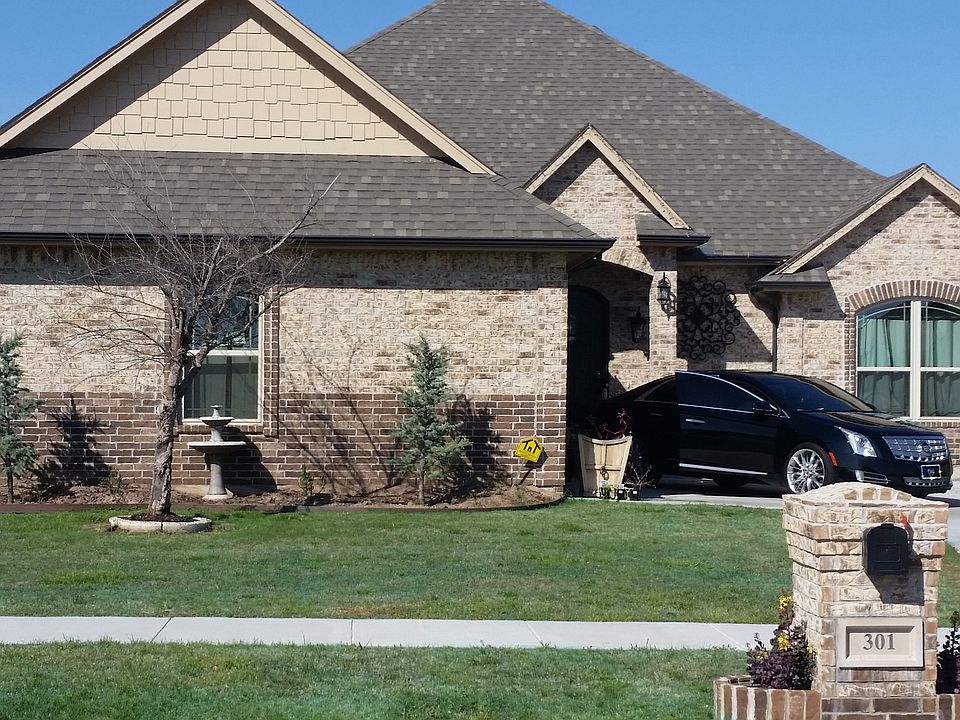 2nd image of 301 Madison Place Dr