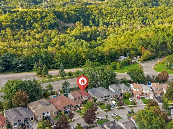 76 Lionhead Trl, Toronto, ON M1B 2J6