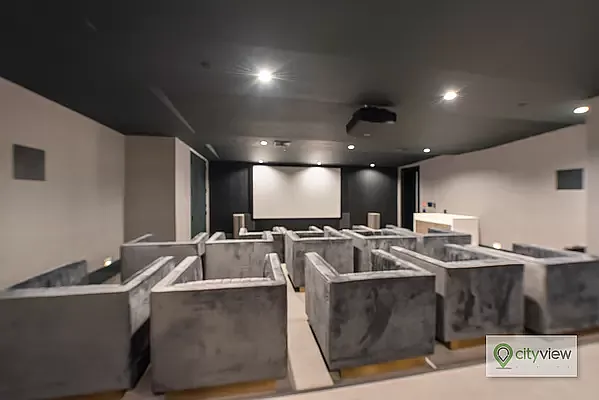 Rented by The KCI Group | media 30