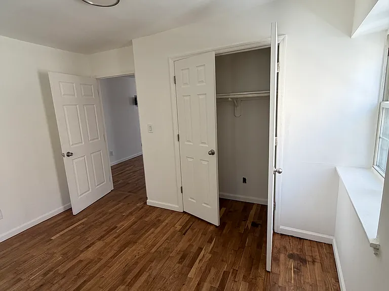 1358 University Ave #2 — Photo 7