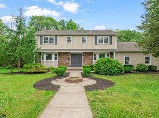 29 Breton Dr, Pine Brook, NJ 07058