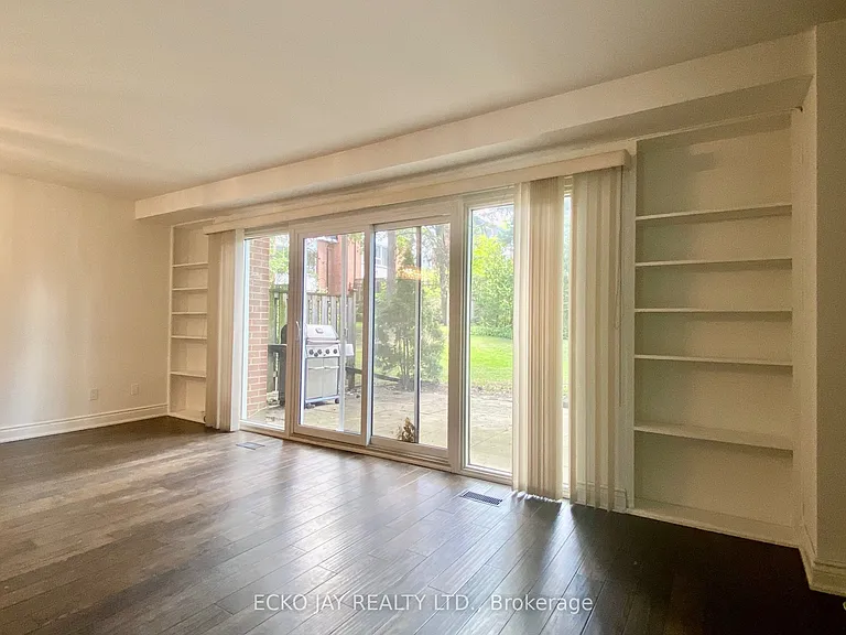 90 George Henry Blvd #17 — Photo 15