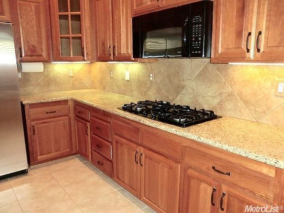 4th image of 4346 Reveil Ln