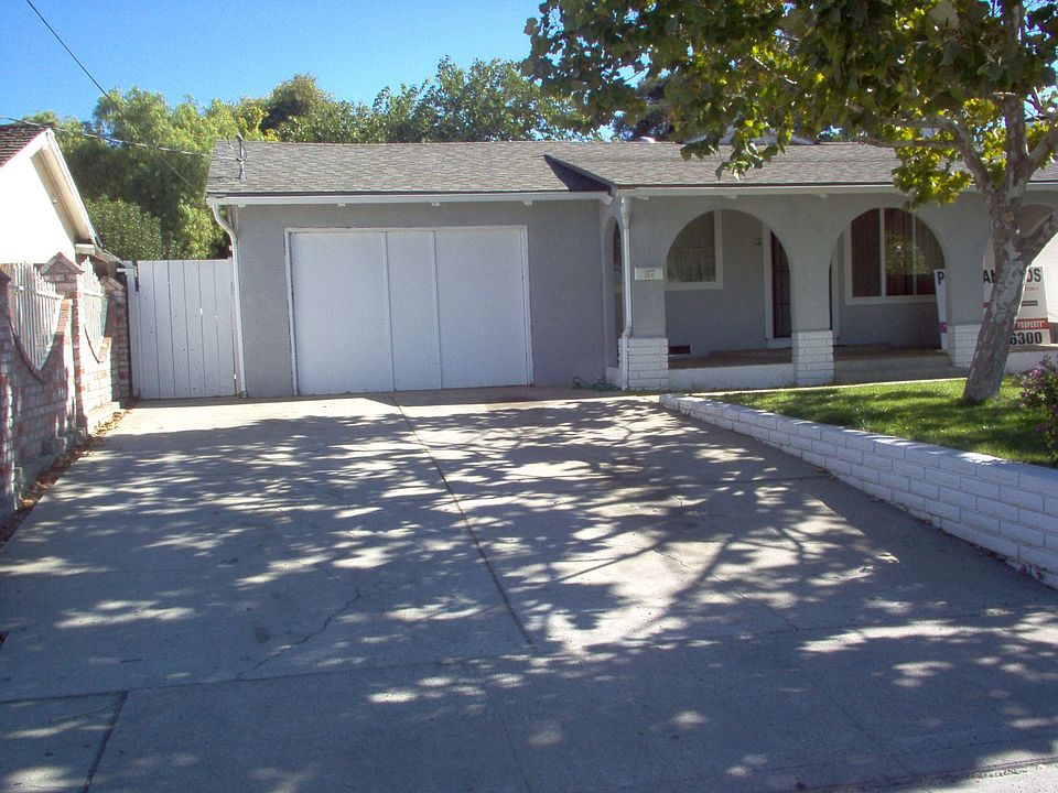 2nd image of 244 Sunnyslope Ave