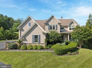 824 Forest Ln, Malvern, PA 19355