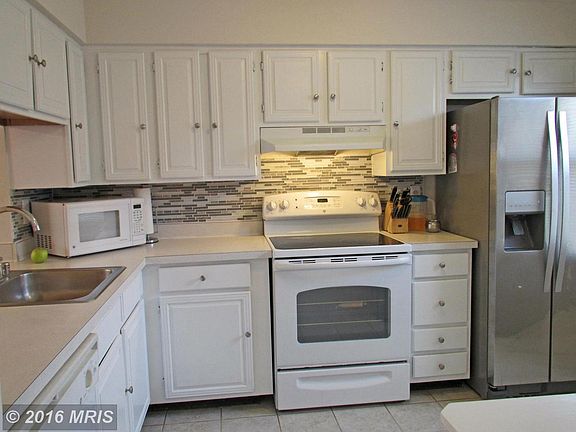 4th image of 13637 Forest Pond Ct