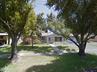 5250 SW 5th St, Plantation, FL 33317