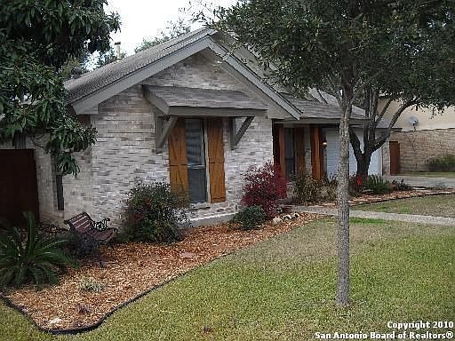 2nd image of 4207 Shadow Oak Woods