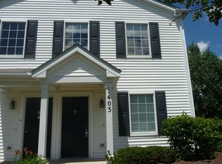 1403 McClure Rd #1403, Aurora, IL 60505