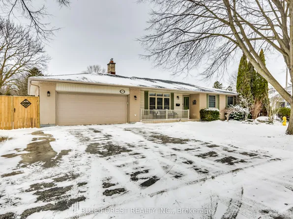 1089 Viscount Rd, London, ON N6K 1H9