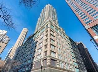 100 E Huron St APT 4101, Chicago, IL 60611