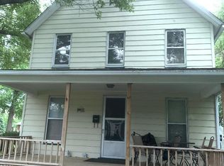 1424 29th Ave, Moline, IL 61265