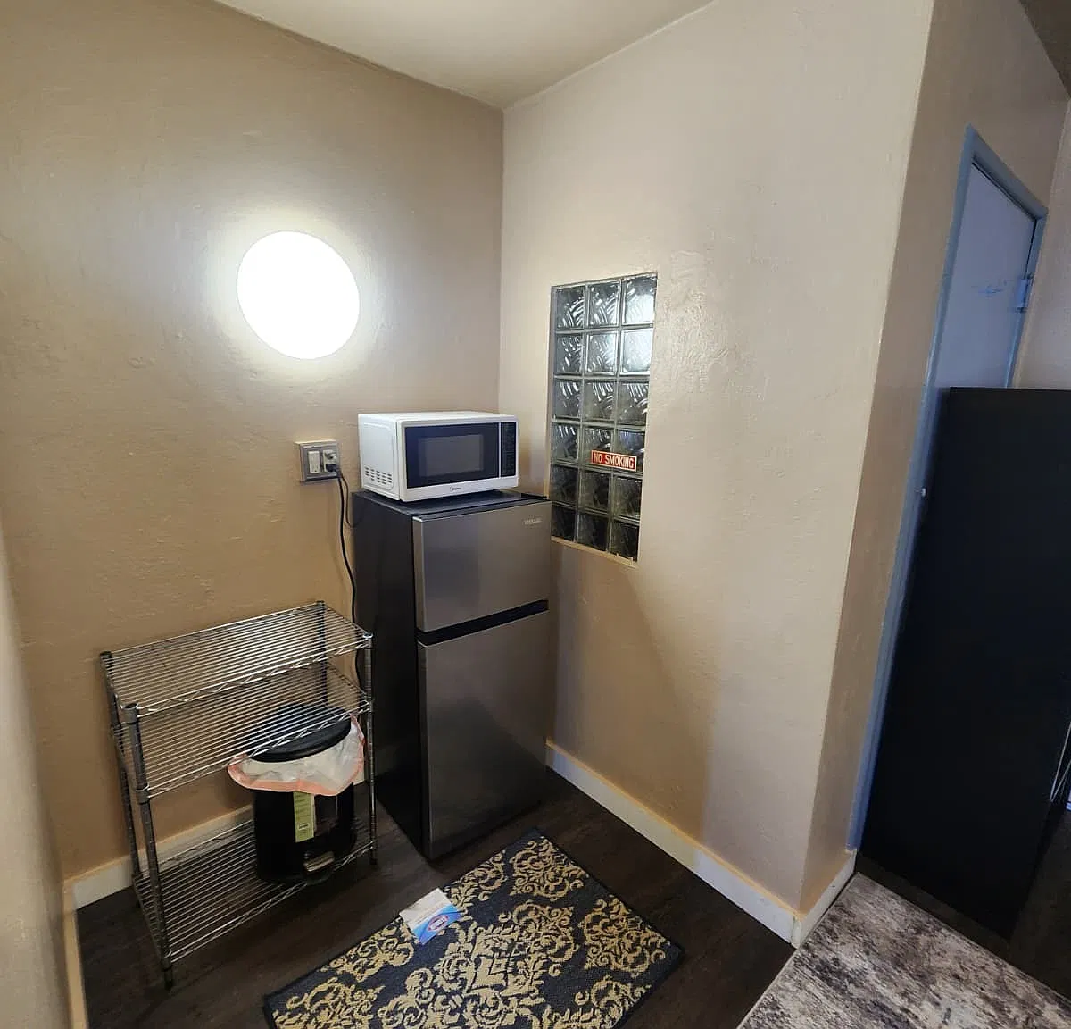 10900 Mason Rd NE — Photo 1