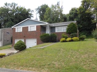 109 McAlister Dr, Pittsburgh, PA