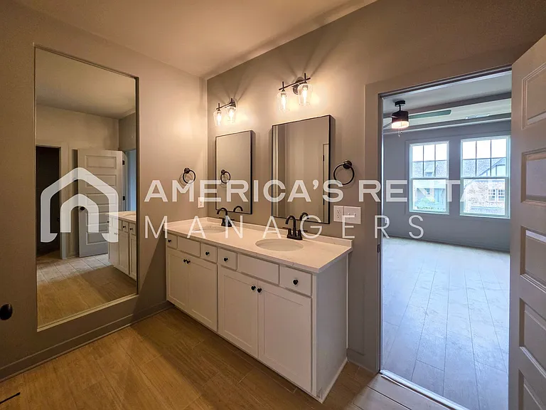 4422 Foxcote Ln — Photo 45