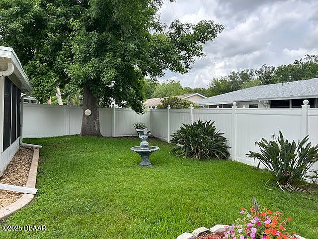 1111 Squirrel Nest Ln — Photo 15