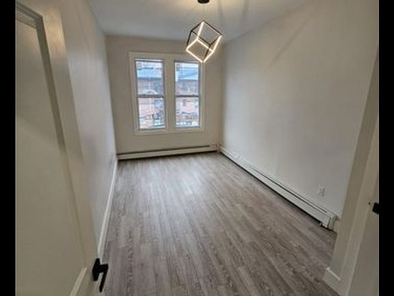 5th image of 78 Clerk St #G1