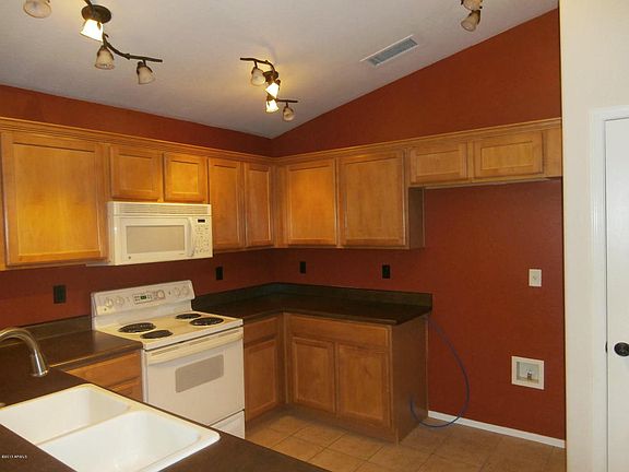 5th image of 16330 N 168th Ave