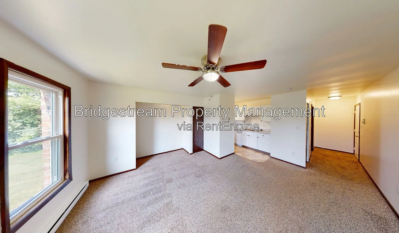 Studio, 1.0 bath, 500 sqft, $695 — Photo 2