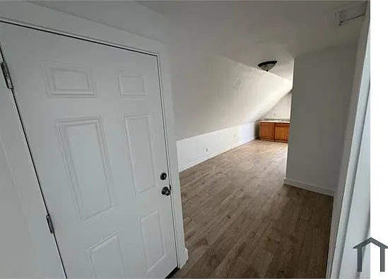 10 Beatrice St #3 — Photo 7