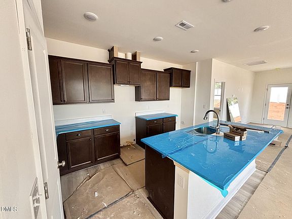 3rd image of 25 Gerrard St #69