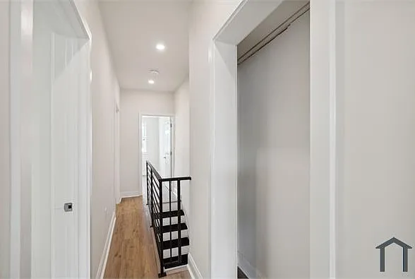 1814 S Taylor St — Photo 9