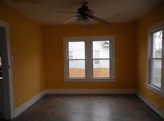 2nd image of 16307 S Park Ave