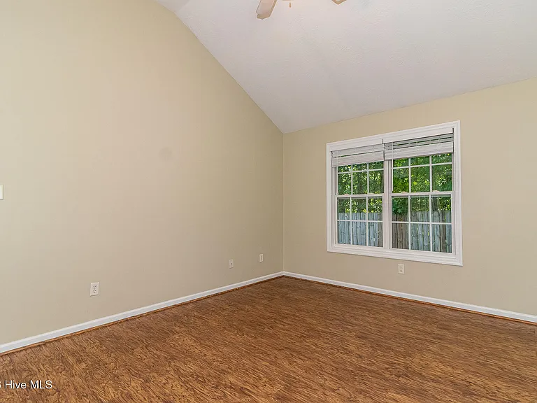 456 Northrop Pl — Photo 13
