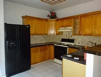 5th image of 24 Arrowhead Dr