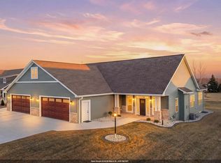 1386 Lighthouse Village Rd, Fond Du Lac, WI 54937