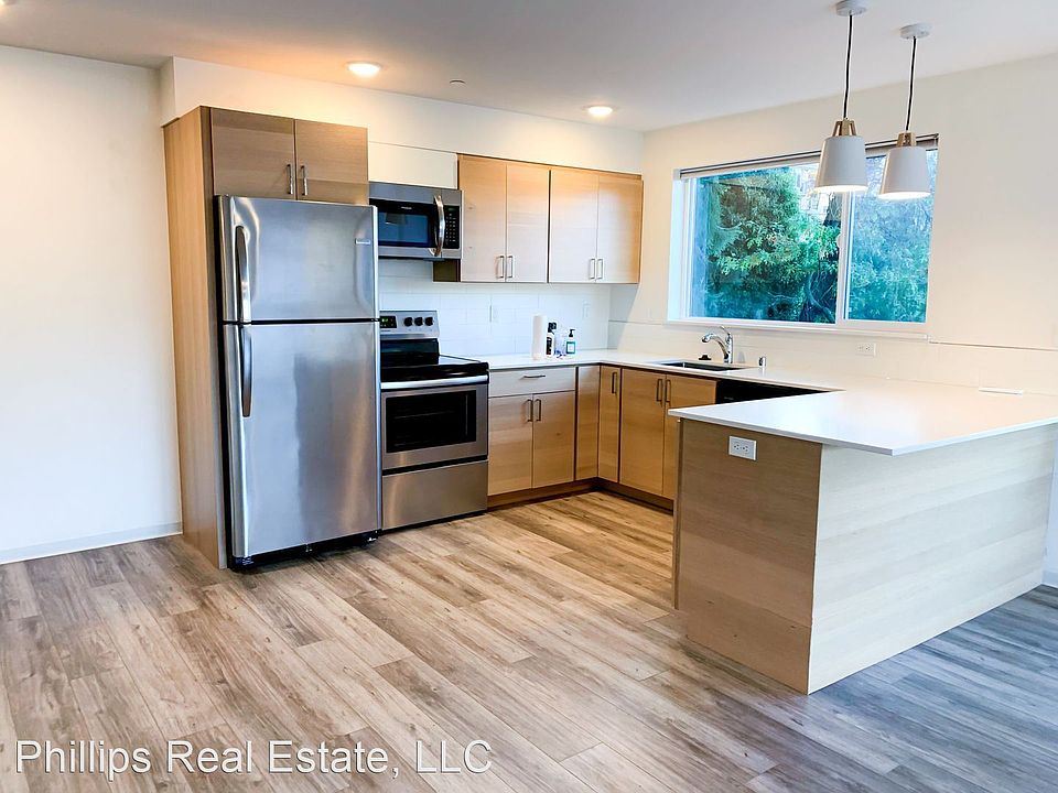 1st image of 3406 15th Ave W #6