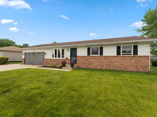 5215 Woodbridge Ave, Portage, IN 46368
