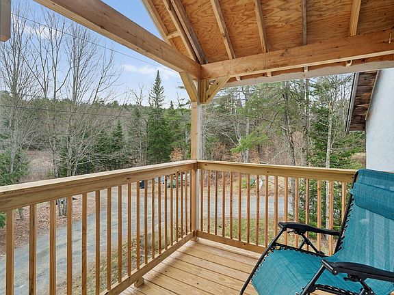 3rd image of 17 Keyes Hollow Road