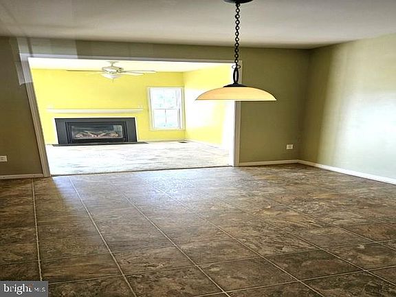 5th image of 10322 Lantern Ln