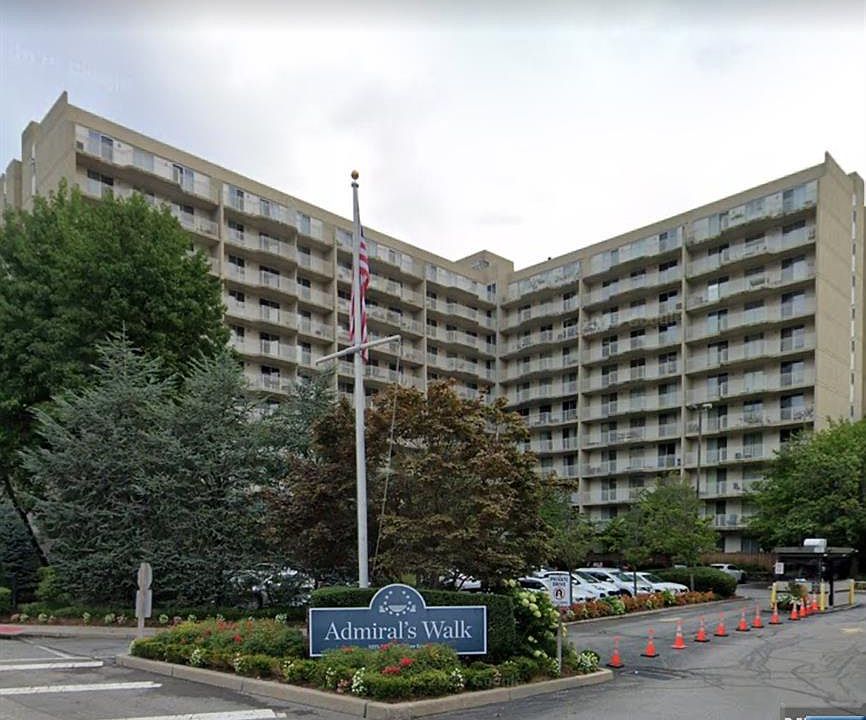 1st image of 1077 River Rd #Penthouse 13