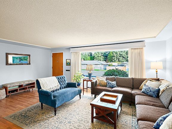 3rd image of 7844 S Wilkeson Street