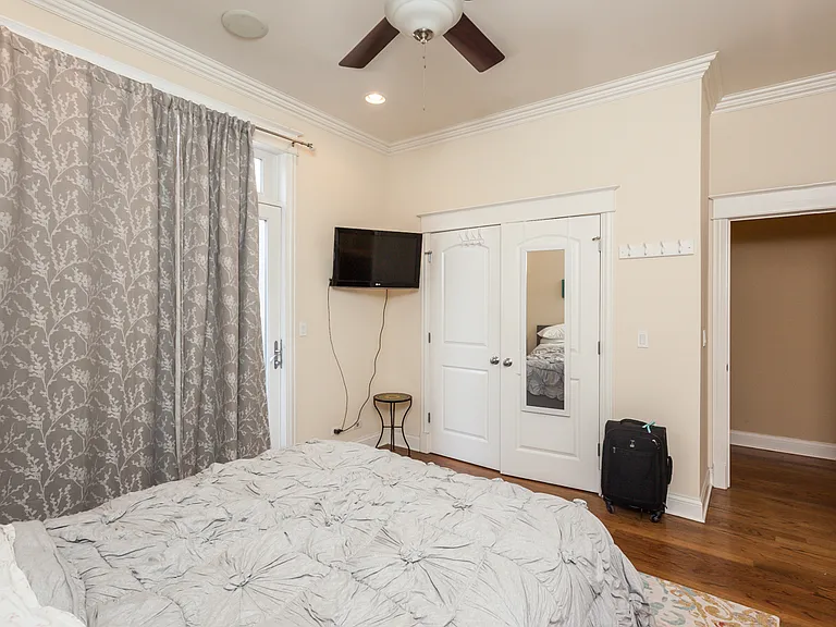 2730 N Lincoln Ave #4 — Photo 16