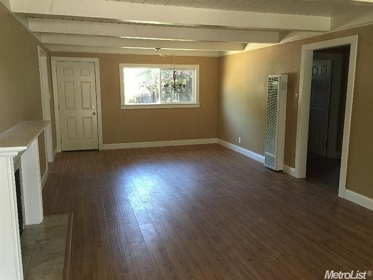 2nd image of 1903 W Polk Way