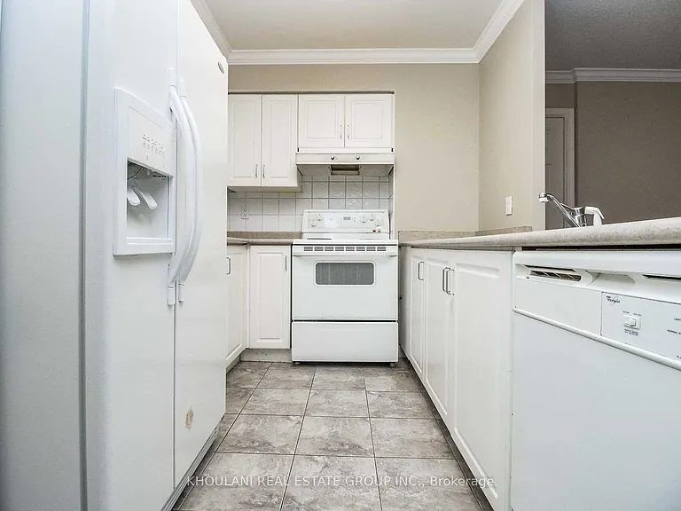 35 Kingsbridge Garden Cir #312 — Photo 17