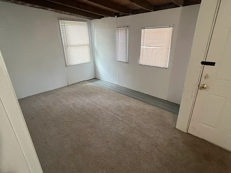 1008 Winkler Ave — Photo 7