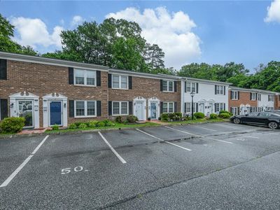 311 Salisbury St APT 50, Kernersville, NC, 27284