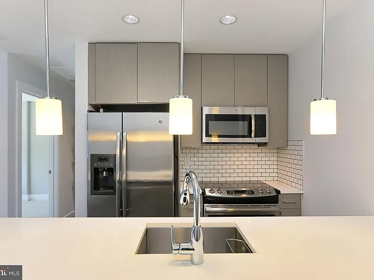 1111 Orren St NE #101 — Photo 12