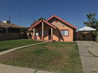 805 Dover St, Delano, CA 93215
